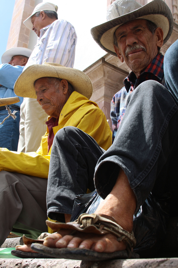 Zacatecas El De Agosto Decenas De Ex Braceros Se Manifestaron En El Congreso Local Para Exigir El Pago Retrasado De Sus Indemnizaciones Foto Core Rada Cuartoscuro