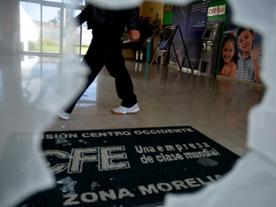 Instalación de la CFE afectada por el ataque coordinado del pasado 27 de octubre. Foto: Cuartoscuro