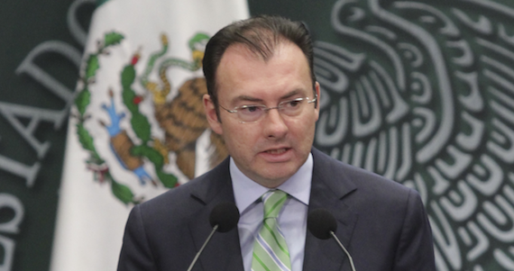 Luis Videgaray Caso, Secretario de Hacienda y Crédito Público reconoció que ayer el precio del petróleo se ubicó en los 65 dólares el barril de la mezcla mexicana. Foto: Cuartoscuro