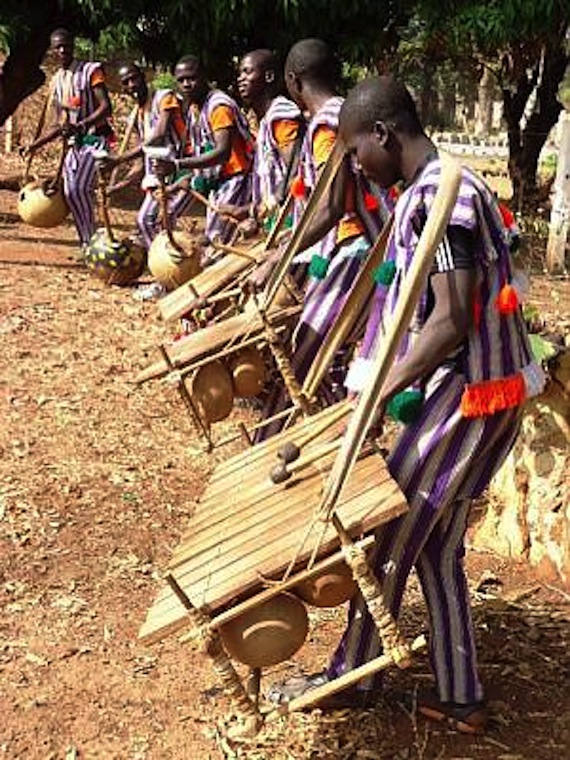 Formas de expresión cultural de las comunidades Senufo de Malí, Burkina Faso y Costa de Marfil. Foto:  UNESCO