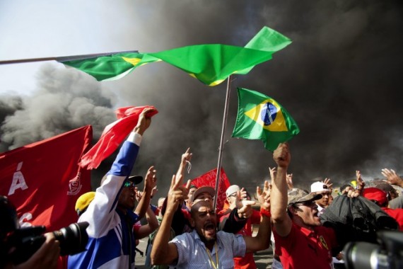 Protesta Contra RealizaciÓn Del Mundial Brasil