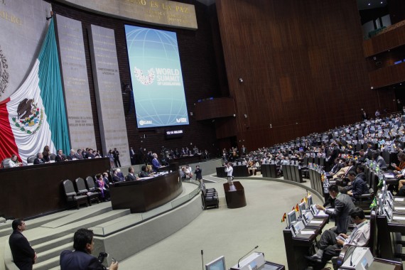 ONGs critican una agenda global en cambio climático en medio de la discusión de Reforma Energética. Foto: Cuartoscuro