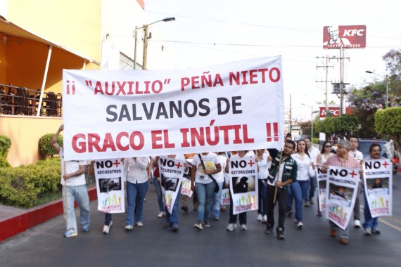 Grupos civiles se ha manifestado contra Graco. Foto: Francisco Cañedo, SinEmbargo