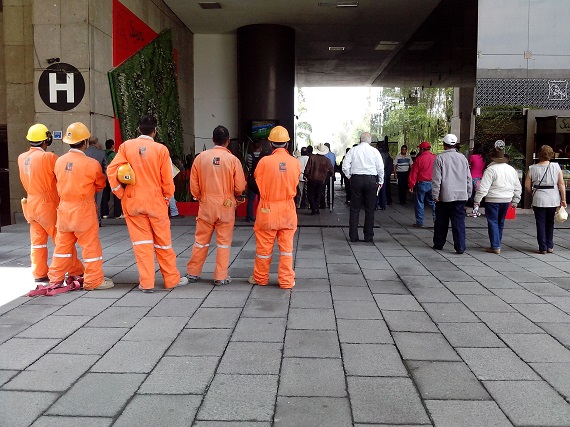 La única Pantalla En El Patio Central De La Cámara De Diputados Foto Laura Cordero Sinembargo