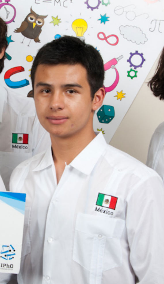 Javier Méndez Ovalle, campeón de física. Foto: Sociedad Mexicana de Física