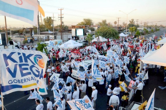 El Gobierno de Baja California dio contratos a militantes panistas. Foto: Zeta