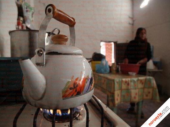 Las Familias Desplazadas Por La Violencia De Ocarahui Se Han Refugio En Surutato Donde Viven En Casas Prestadas Foto Noroeste Iván Contreras