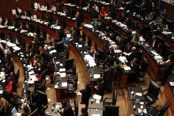 El PRI propuso eliminar a 100 diputados y 32 senadores plurinominales Foto: Francisco Cañedo, SinEmbargo.