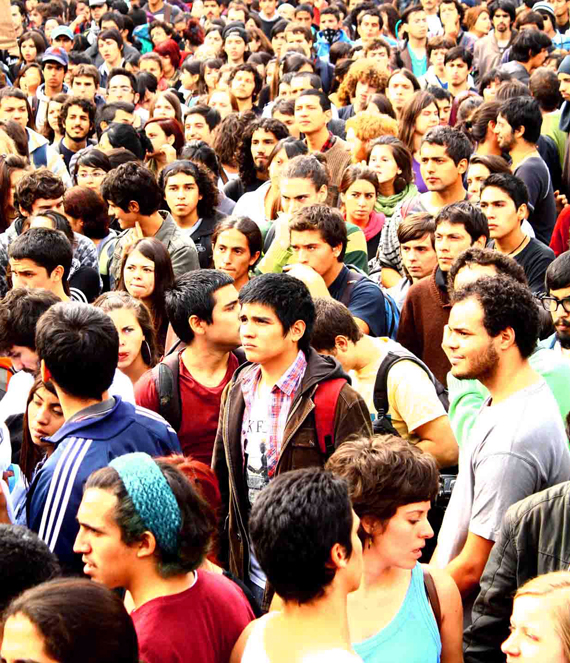 Jóvenes de la Generación X aprovecho el camino despejado que les dejaron sus padres para manifestarse