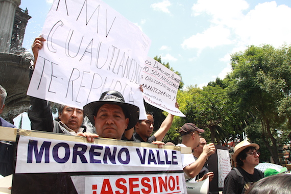 La marcha inició alrededor de las 11 desde el Triángulo de las Ánimas. Foto: Antonio Cruz, SinEmbargo.