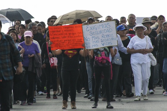 Ciudadanos de Ecatepec exigieron seguridad al gobierno. Foto: Cuartoscuro.