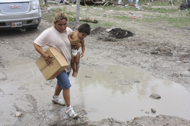 Una Postal Del Agua Contaminada Y La Pobreza En México Foto Cuartoscuro