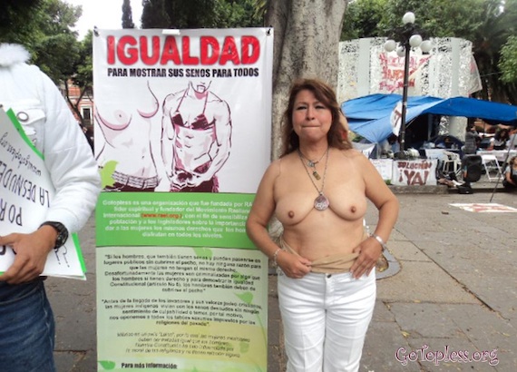 En Puebla se unieron a la convocatoria internacional. Foto: gotopless.org