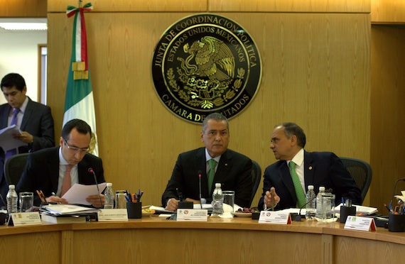 Beltrones instruyó al presidente del Comité de Administración para que entregue su propuesta para fortalecer la transparencia. Foto: Francisco Cañedo, SinEmbargo 