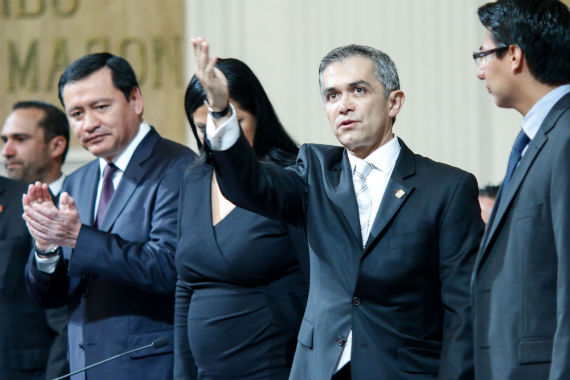 El Jefe De Gobierno Del Distrito Federal gdf Miguel Ángel Mancera Espinosa Dio Su Informe De Gobierno En Medio De Aplausos Foto Francisco Cañedo Sinembargo