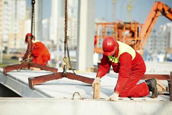 La Labor De Los Obreros Se Vería Beneficiada Con La Introducción De Exoesqueletos a Los Lugares De Trabajo Foto Shutterstock