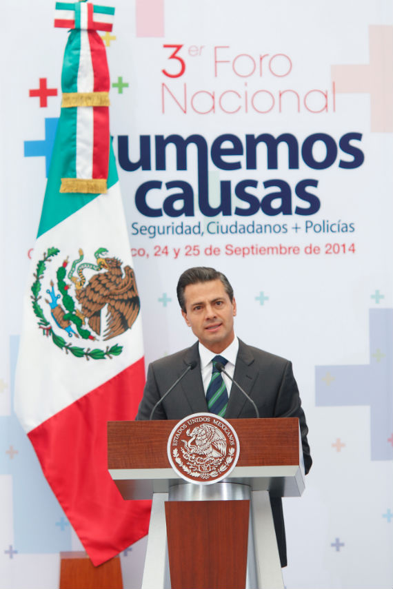 El Presidente Enrique Peña Nieto se comprometió a dar espacio en la agenda nacional a los derechos humanos. Foto: Francisco Cañedo, SinEmbargo