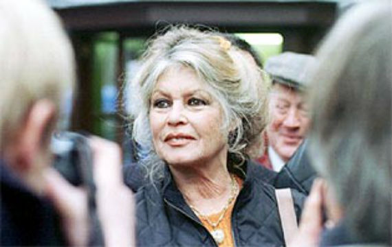 La Actriz Y Cantante Francesa Brigitte Bardot a Sus Años Después De Retirarse Del Cine Para Dedicarse a La Protección Y Defensa De Los Animales Foto Especial