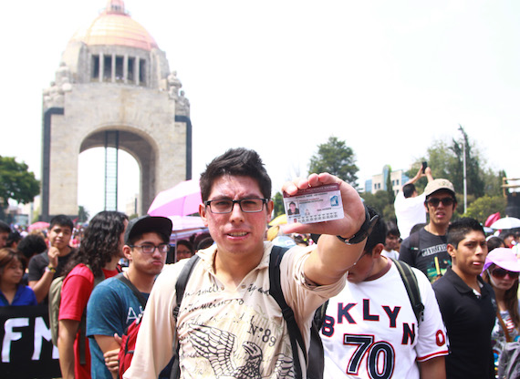 Miles De Estudiantes Marcharon Desde El Monumento a La Revolución Con Rumbo a Bucareli Foto Antonio Cruz Sinembargo