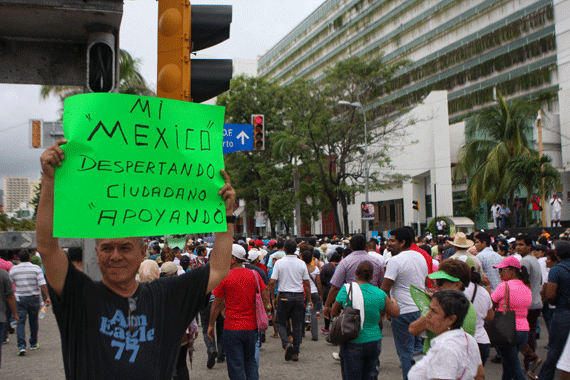 marcha-en-Acapulco-9