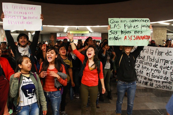 Manifestación En Metro Insurgentes Foto Antonio Cruz Sinembargo