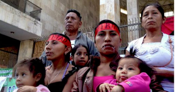 Gómez Girón ha luchado por la defensa de los derechos humanos y su territorio desde el año de 1994. Foto: Twitter de Víctor Lara.