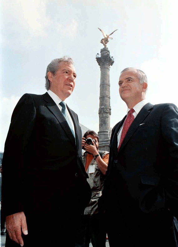 Pedro Aspe con el fundador del Grupo Atlacomulco, Carlos Hank, hoy en el poder. Foto: Cuartoscuro