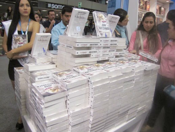 El estudiante fue uno de los títulos más vendidos en la reciente FIL de Guadalajara. Foto: Especial