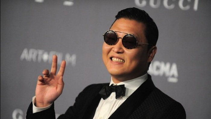 Psy Y Su one Hit Wonder Siguen Sumando Cifras Millonarias En El Canal De Videos Foto Efe