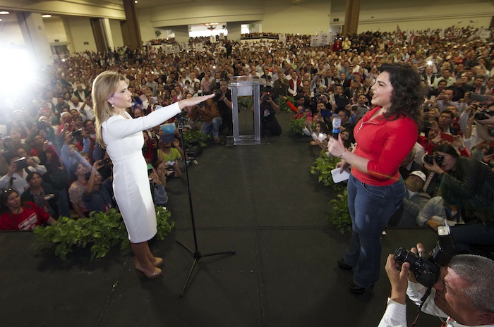  Claudia Pavlovich Arellano tomó protesta como candidata del PRI. Foto: Cuartoscuro