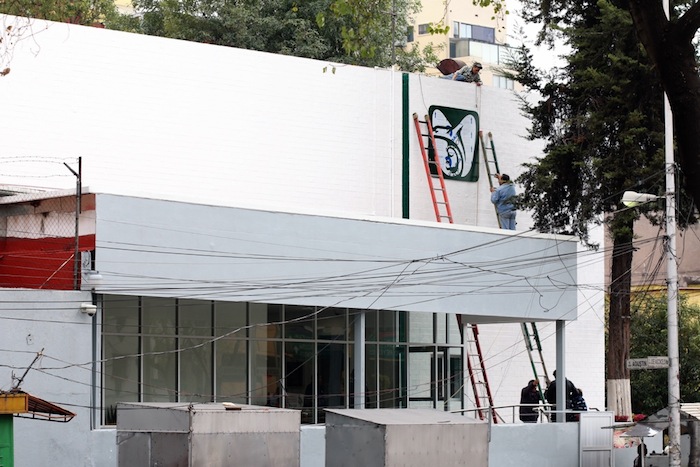 15 metros de altura tiene el recién construido centro de canje de vales de medicina del IMSS. Foto: Francisco Cañedo, SinEmbargo 