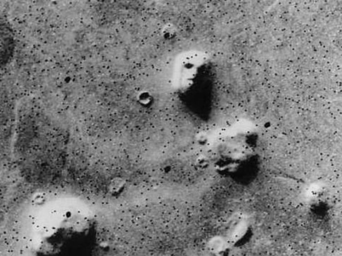 Para Los Ufólogos La Mesa De Cydonia Esla Evidencia De Que Hubo Una Civilización Antigua Que Habitó Marte Foto Wikimedia Commons