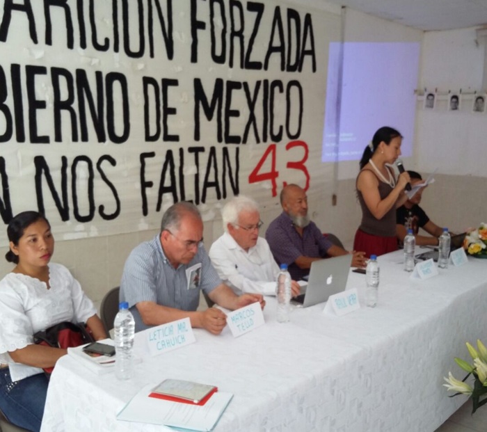 Vera López pidió a los ciudadanos organizarse rumbo a la Constituyente Ciudadana Popular. Foto: Luces del Siglo