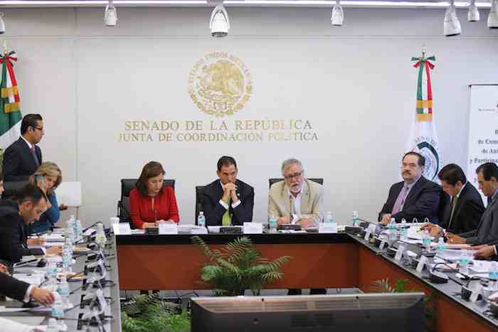 Senadores En Reunión Para Presentar El Proyecto De Dictamen De La Ley De Transparencia Y Acceso a La Información En El Senado De La República El Pasado De Marzo Foto Cuartoscuro