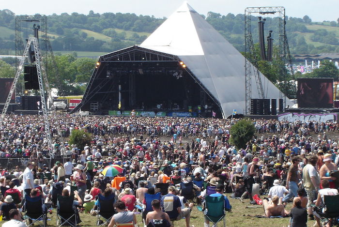 El cantante denunció que el Festival Glastonbury no es amigable con los animales, pues su fundador es el encargado de una granja en Inglaterra. Foto: Especial. 