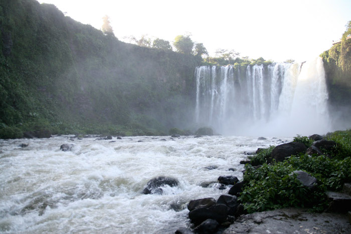 La cascada "Salto de Eyipantlan" en Los Tuxtlas, Veracruz, la cual es visitada por el turismo nacional e internacional.