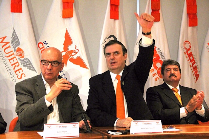 Dante Delgado Dirigente Nacional De Movimiento Ciudadano En Compañía De Marcelo Ebrard Durante La Conferencia De Prensa De Esta Mañana Foto Luis Barrón Sinembargo