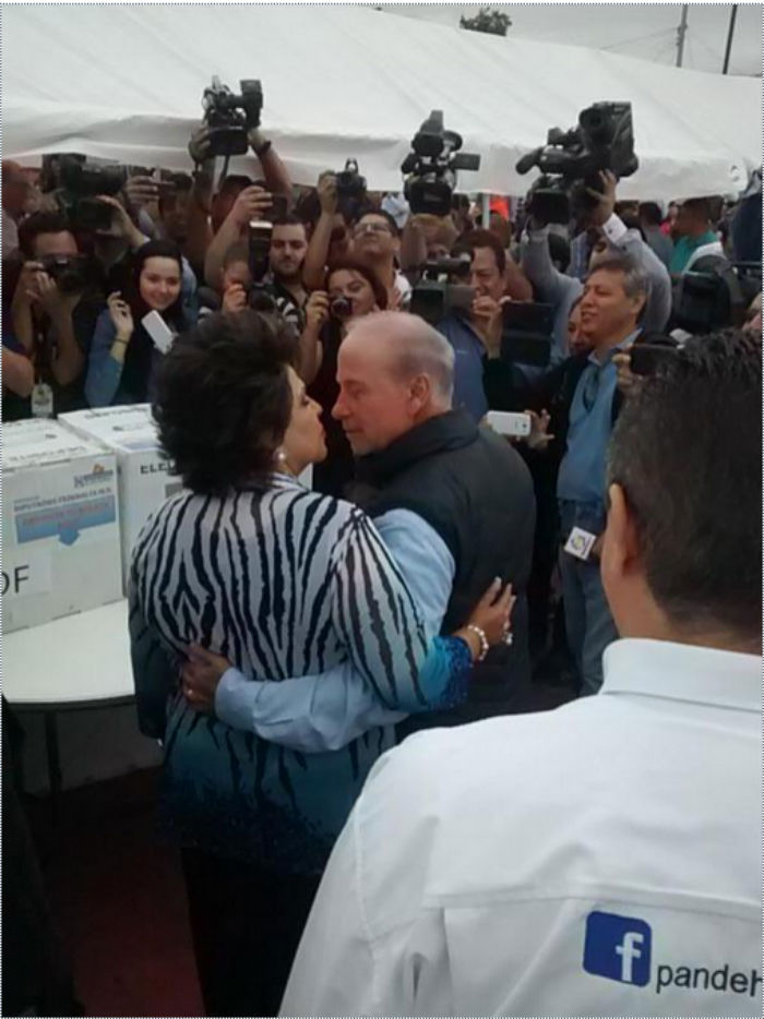 Los Gándara Durante La Elección En Hermosillo Foto Twitter panhermosillo