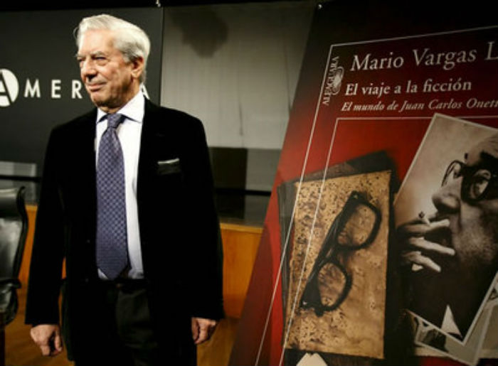 Mario Vargas Llosa, cuando presentó en Madrid su ensayo sobre Onetti. Foto: efe