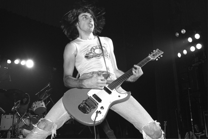 Johnny Ramone Cuenta Su Vida En El Tono Iracundo Y Desafiante Que Siempre Lo Caracterizó Foto Especial