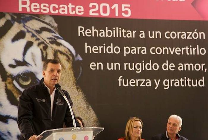 El titular de la Procuraduría Federal de Protección al Ambiente (Profepa), Guillermo Haro Bélchez, durante el anuncio de un operativo para trasladar a 25 animales del bioparque al santuario estadounidense The Wild Animal Sanctuary (Denver, Colorado). Foto: ZOOXXI.