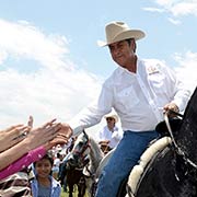 El Bronco, Foto: Sanjuana Matínez