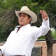 El Bronco con Tornado, Foto: Sanjuana Matínez