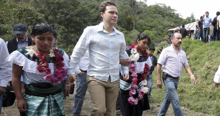 Manuel Velasco Coello, Gobernador de Chiapas, es acusando por PAN, PRD y Morena de operar con recursos públicos en favor del Partido Verde en su entidad. Foto: Cuartoscuro. 