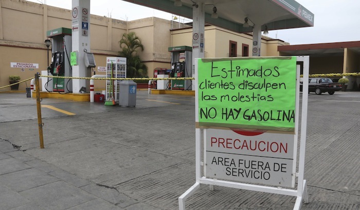 La escasez de combustible ocasionó compras de pánico. Foto: Cuartoscuro