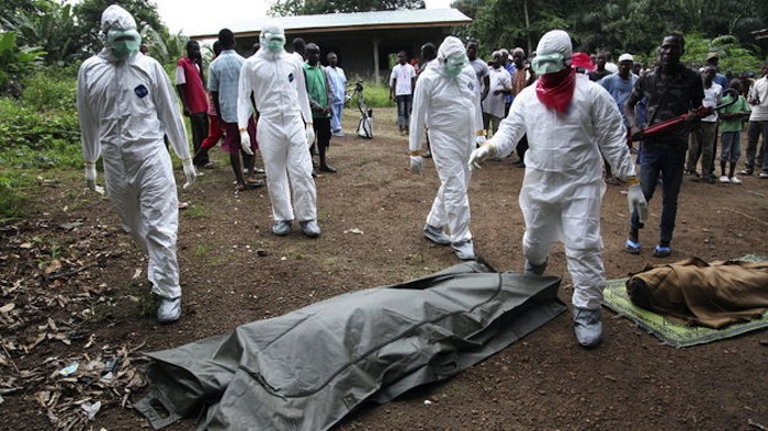 De acuerdo con la investigación, el engaño más sonado en Twitter tenía que ver con "zombis" y ébola. Foto: EFE