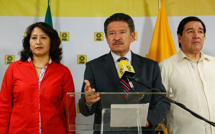 Conferencia de Navarrete para exigir la salida del Gabinete de seguridad. Foto: CEN del PRD