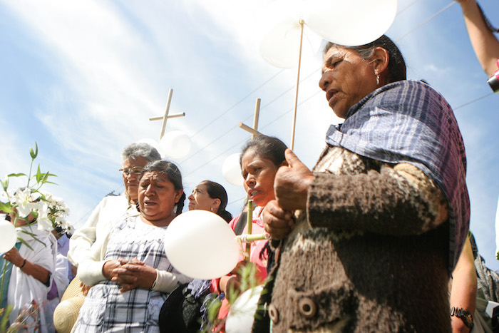 Pobladores de Chalchihuapan iniciaron otro día de protestas. Foto: Francisco Cañedo, SinEmbargo.