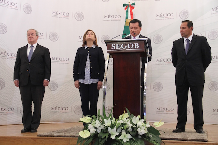 Osorio Chong encabeza la conferencia de prensa de esta noche. Foto: Luis Barrón, SinEmbargo