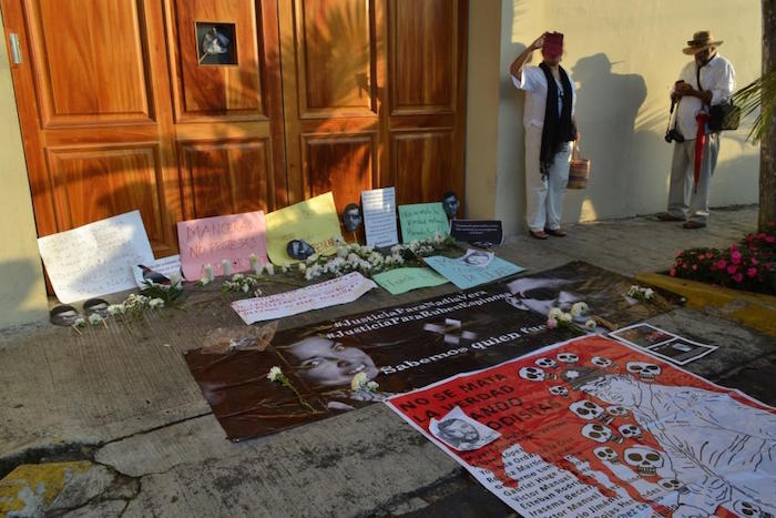 Los manifestantes señalaron como responsable de la muerte de Rubén Espinosa al Gobernador Javier Duarte. Foto: Yerania Rolón, BlogExpediente 